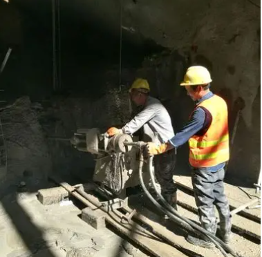 武邑水下抗分散灌浆料特点 水下不分散注浆料介绍