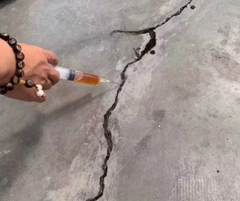 武邑混凝土裂缝修补技术详解​